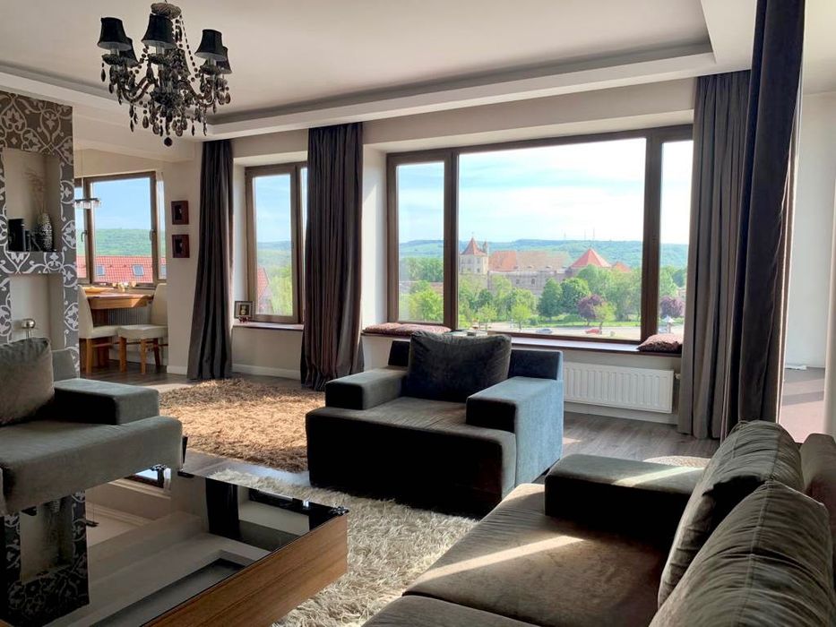 De inchiriat- Apartament exclusivist cu vedere panoramica de excepție