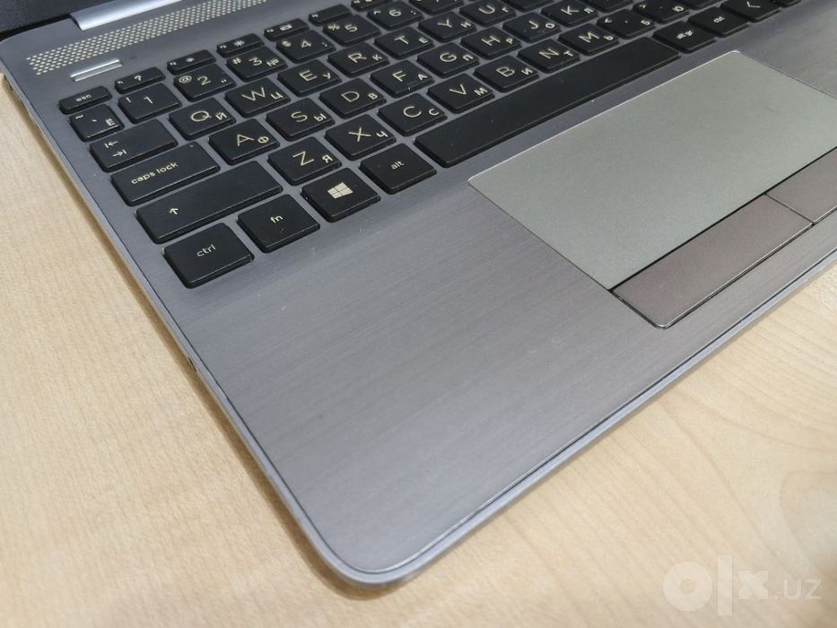 HP 250 G8 15,6" FHD SVA/CORE™ i5- 1035G1/8GB DDR4/256GB NVMe/MX130 2GB