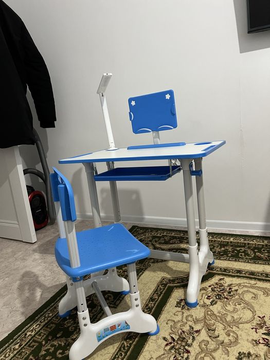 Продается Парта и стул