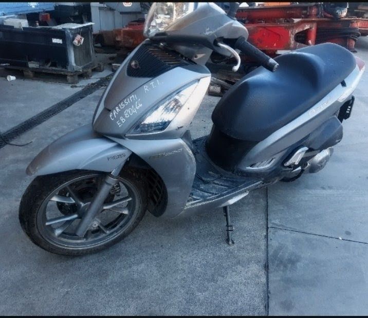 Кимко Пипъл(Kymco People -S,GT 300)50, 125,250-300iна части