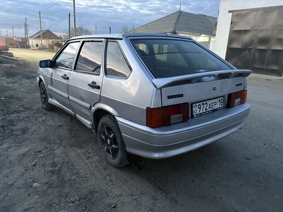 Продам машину ваз 2114