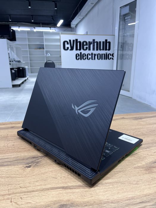Игровой ноутбук Asus Rog Strix
