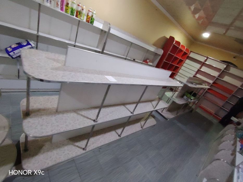 Do'kan uchun tayyor mebel jihozlari sotiladi