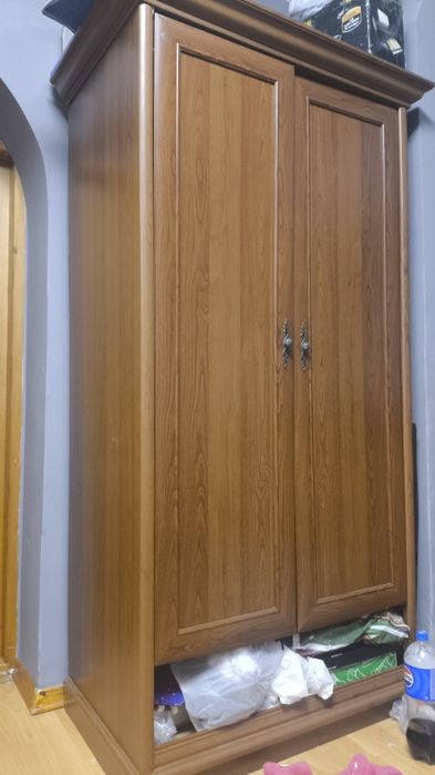 продам шкаф б/у.