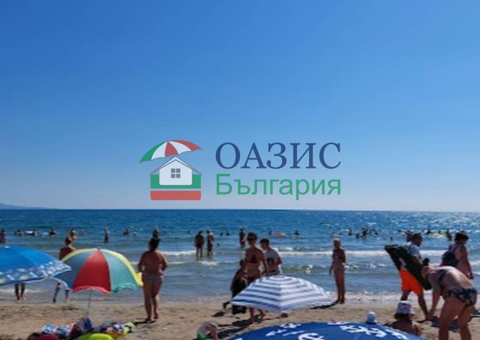 Студио с ремонт "до ключ" в къща без такса поддръжка, акт 16, по ул. Сакар в гр. Поморие, 64.96 кв. м,