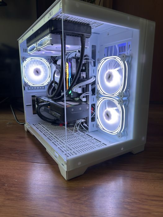 Геймърски компютър/ I5 10500/Водно/32GB/RTX 5070/1TB SSD