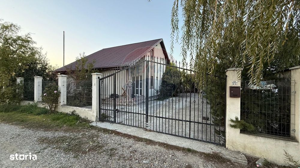 Casă / Vilă cu 5 camere