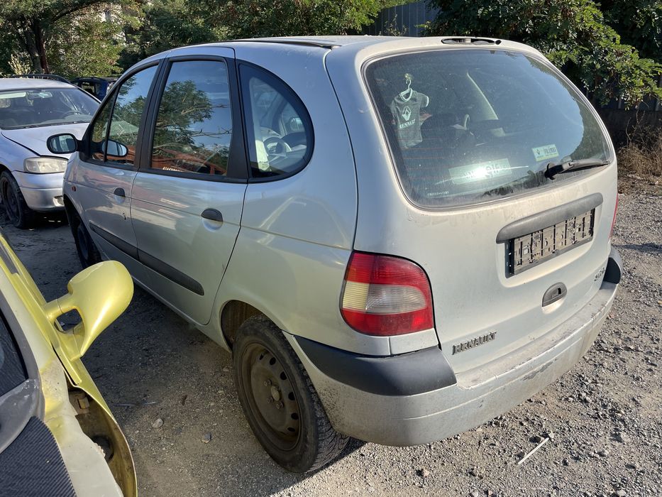 Рено меган сценик 1.6 16в 2002г На Части