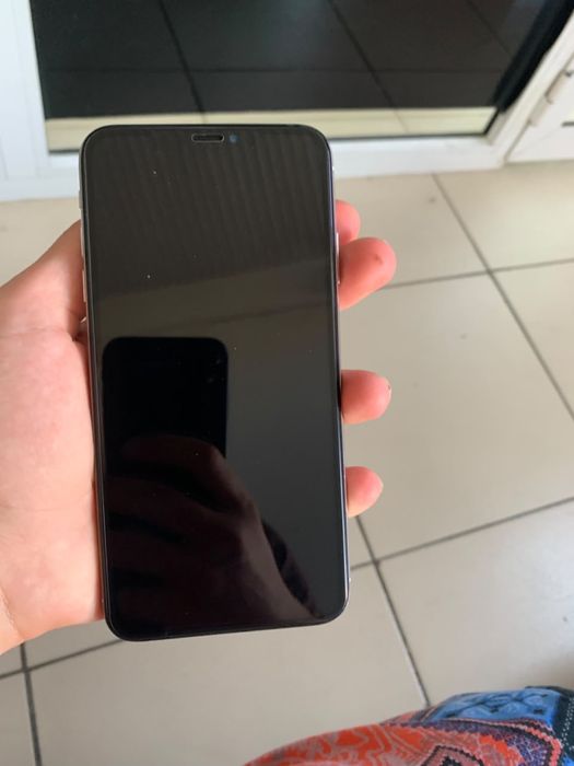 Iphone xs max 64 gb