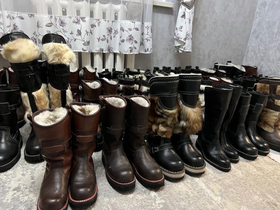 Унты с Монголий все размеры есть кожа и мех натуралная