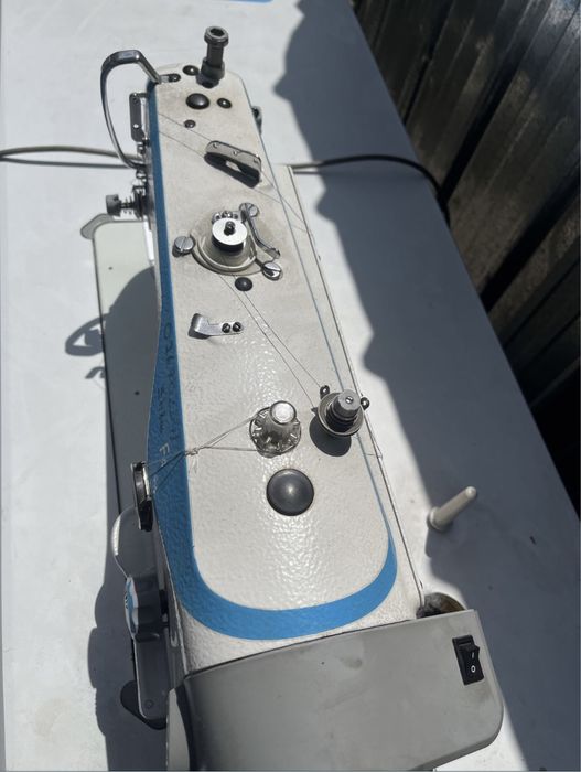 Швейная машинка jack