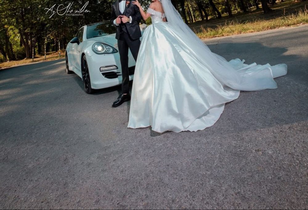 Сватбена булчинска рокля