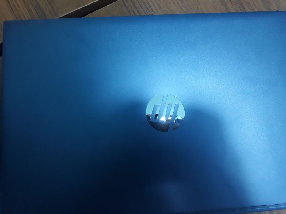 Sotiladi: HP Pavilion Laptop 15-eh1009ur