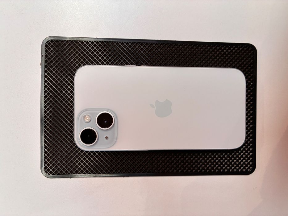 IPhone 15 (128 gb)