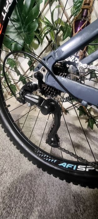 Bicicleta  ca noua Roti R27.5