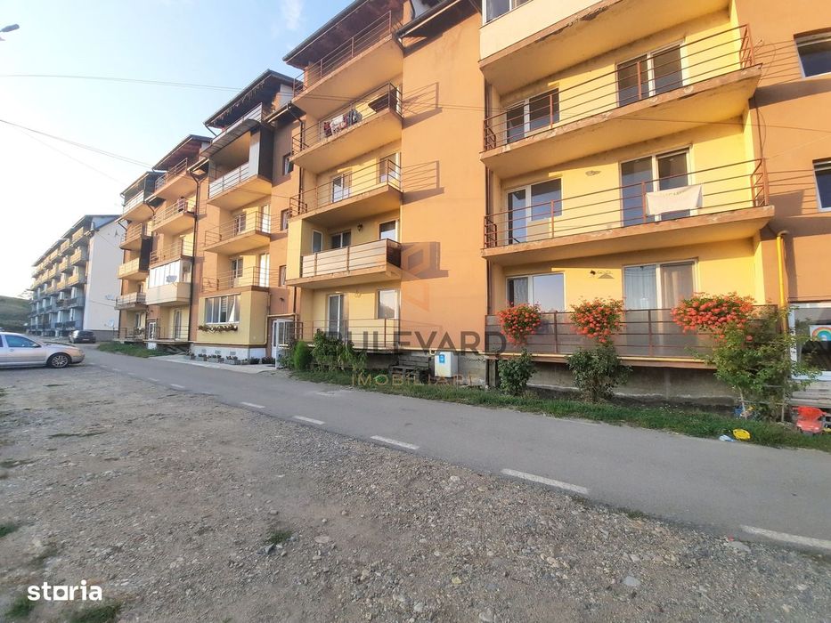 Apartament 3 camere, parcare, zona Apahida!