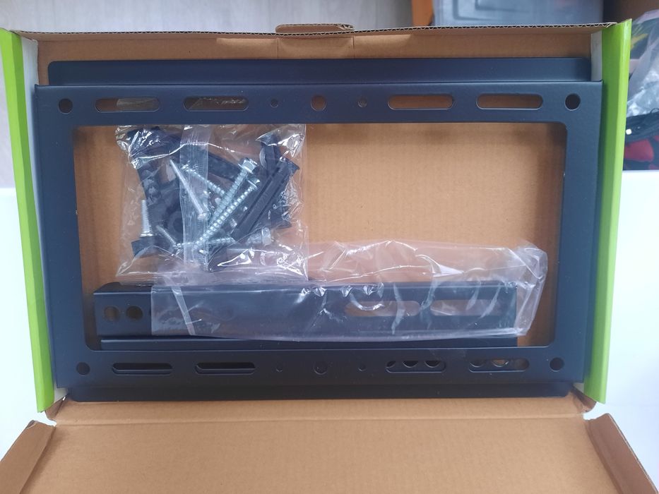 Кронштейн для телевизора