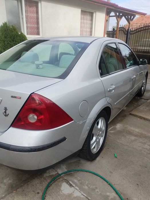 FORD Mondeo 2001 — imagine 3