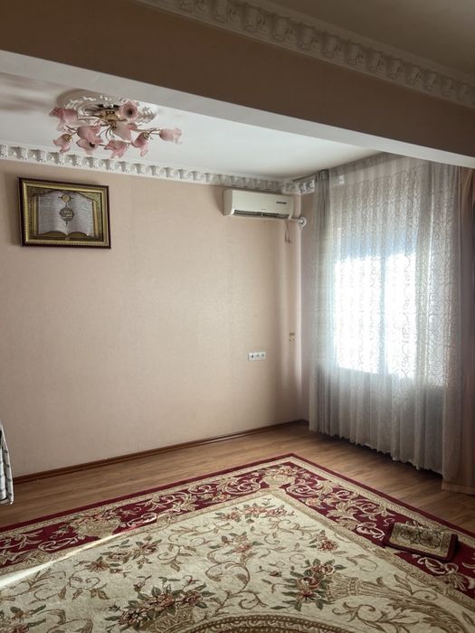 Drujba Qoratoshda qizla bilan birga turishga barcha sharoitli kvartira