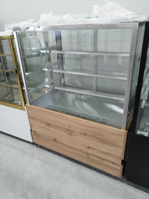 Витрины под напитки и выпечку