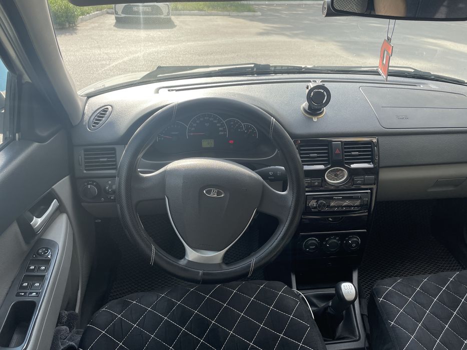 Priora 2172 хэтчбек 2012 года