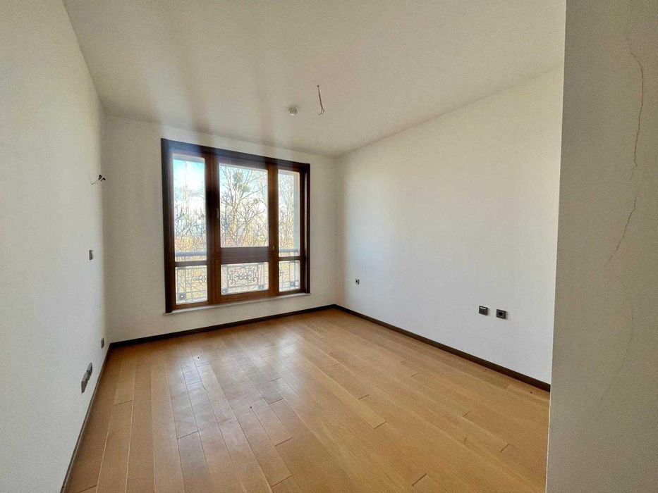 Продава се Тристаен апартамент в к.к. Слънчев бряг - 155 кв.м за 1542 €/кв.м - Снимка #4