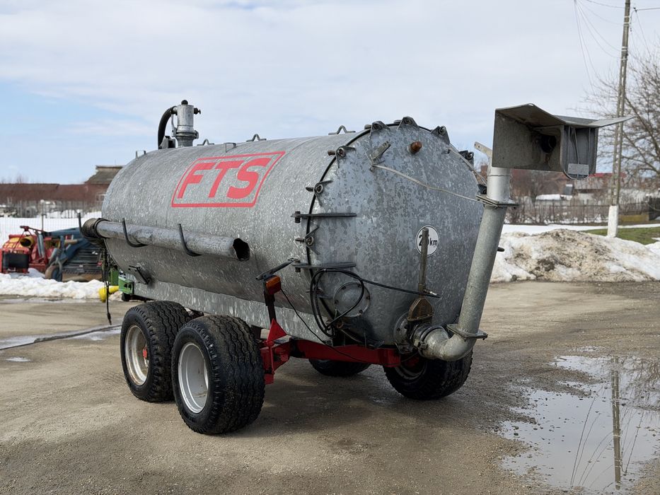 Vidanja/Cisterna 6000L FTS cu Punte Tandem Impecabila