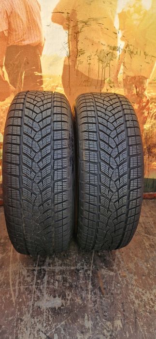 2 Anvelope ca noi Dunlop 215 60 R17 M+S . Dot 2020