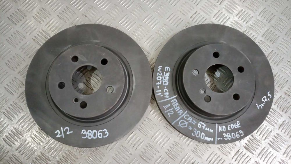 Задни дискове Mercedes E350 CDI W207 2011г.