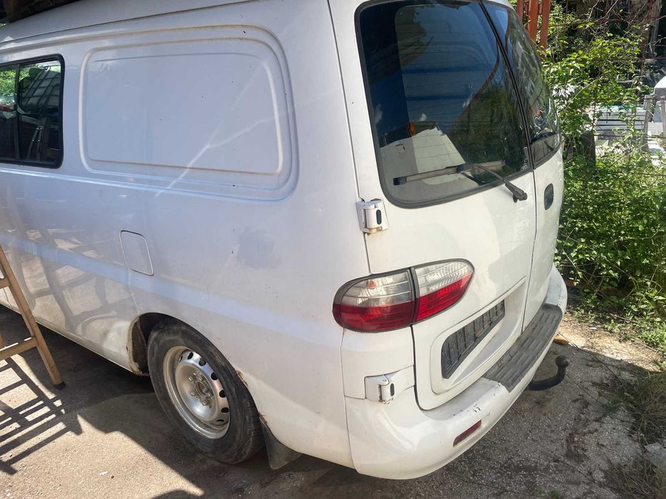 Hyndai H1 2.5 TDI / Хюндай Х1 2005 година на части