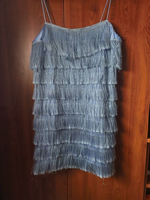 Рокля с ресни на Зара