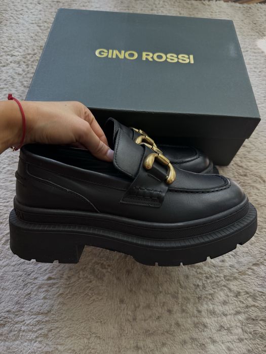 Мокасини Gino Rossi в черен цвят