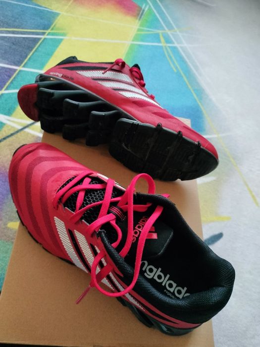 Adidas spring blade