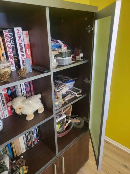 Модулна холна секция и витрина (венге и сребристо) – Отлично състояние