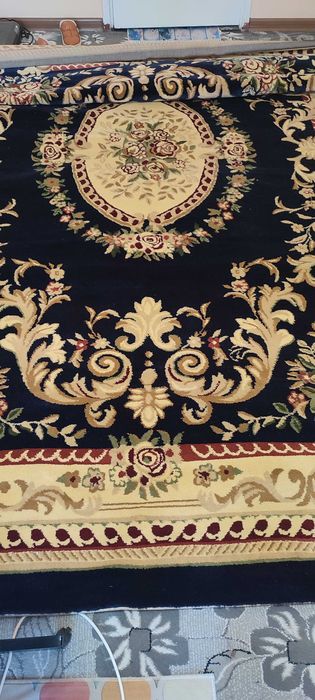 Тожмахал гилам сотилади!