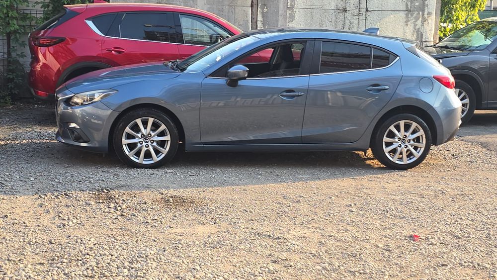 Mazda 3 skyactiv