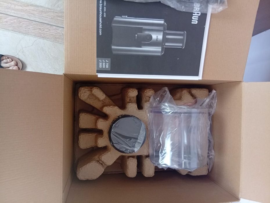 Соковыжималка продам