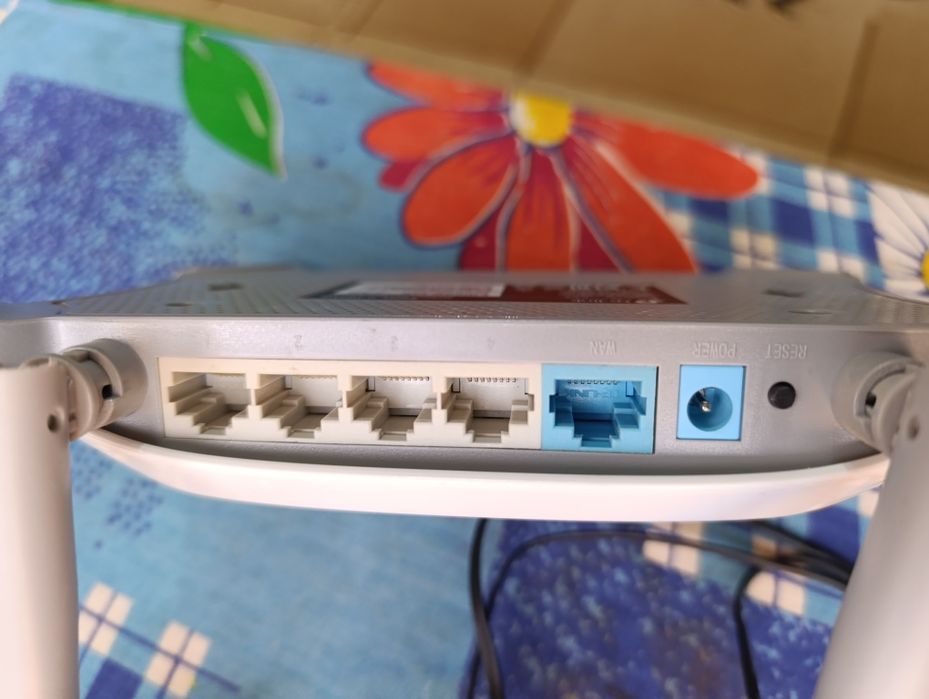 Роутер TPlink в хорошем состоянии
