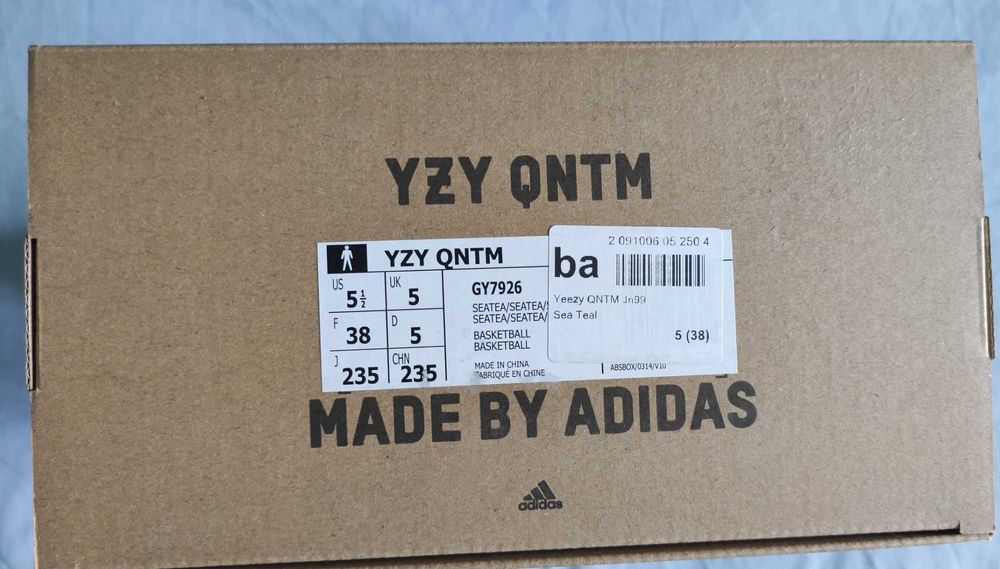 Sneakers Yeezy QNTM High 35.5EU