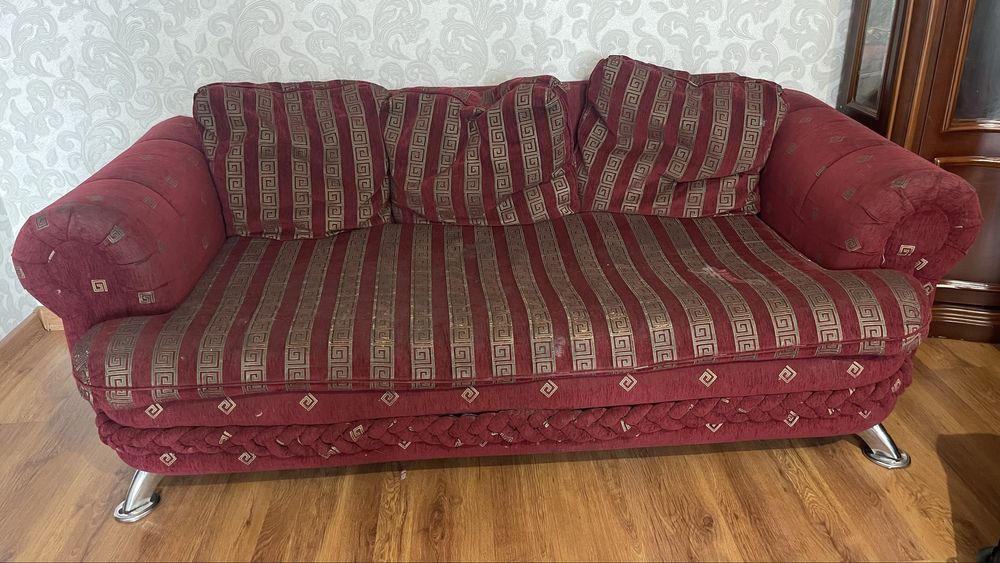 Диван даром красиные удобные
