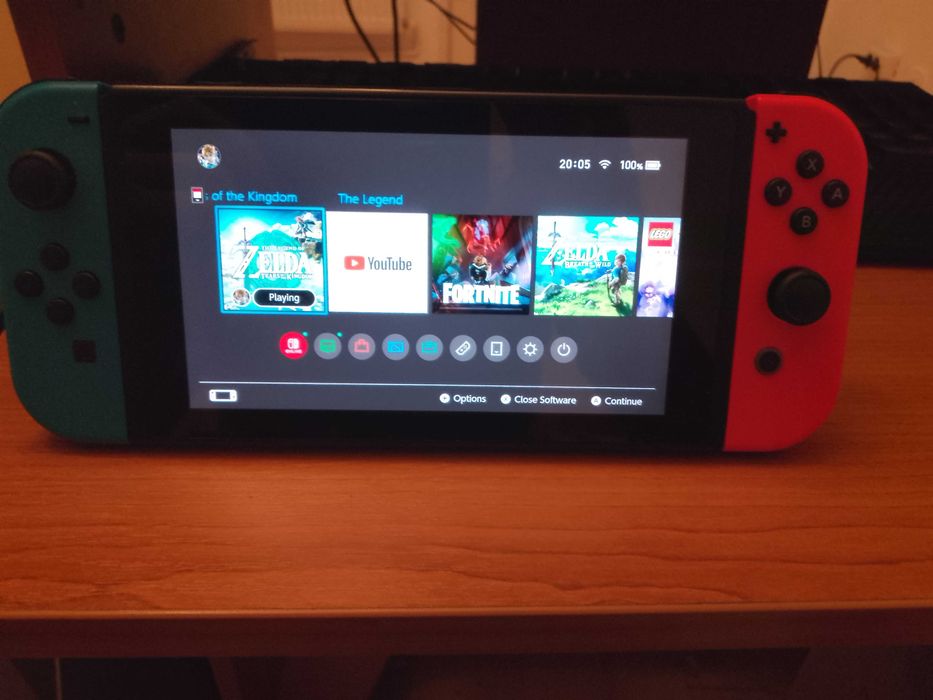 Nintendo Switch sato Nintendo Switch + controller Ploiesti • OLX.ro