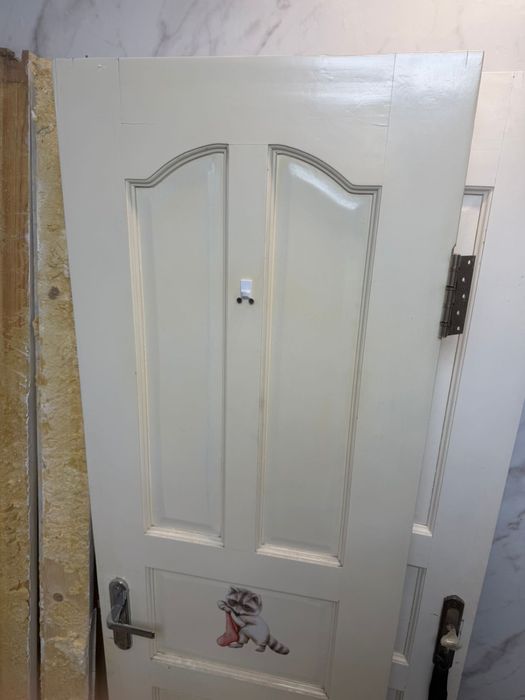 Продам деревянные двери