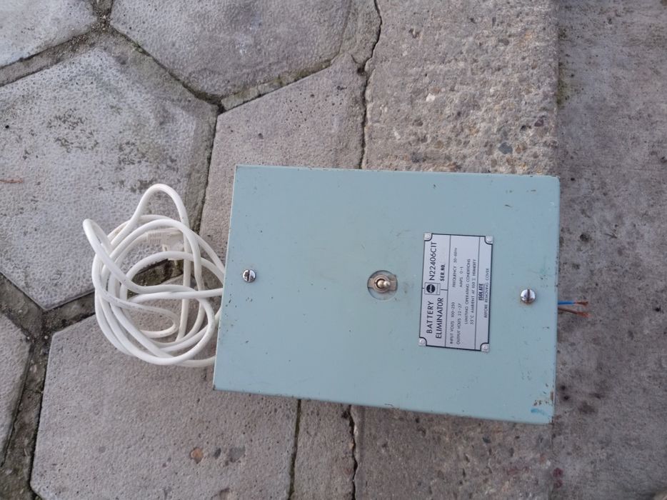 Стар военен елиминатор на батерии