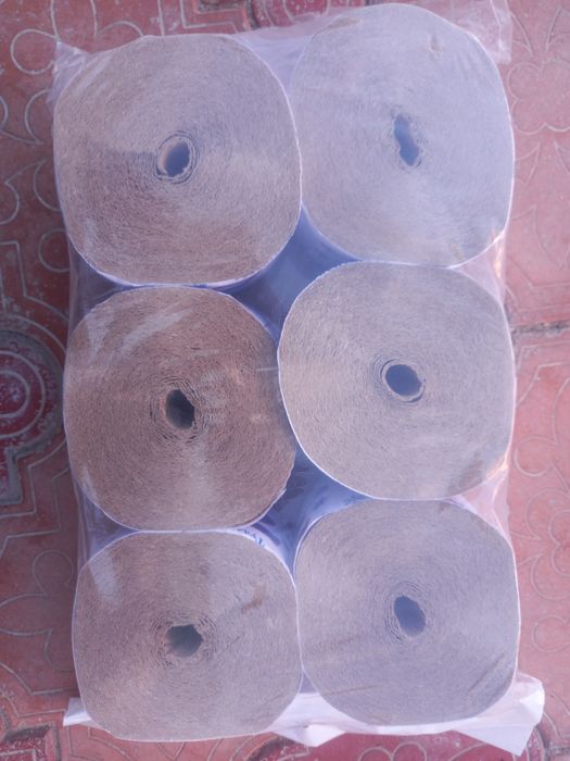 Tualetnaya bumaga sotiladi