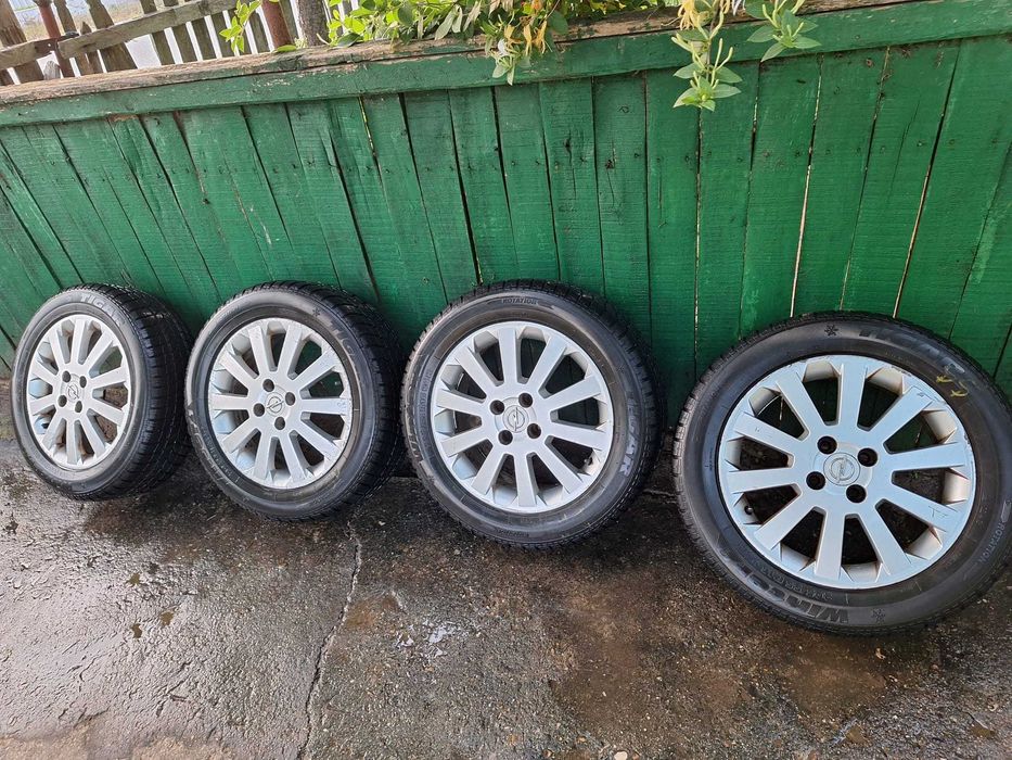 Set 4 jante 16 inch original OPEL 4 cauciucuri iarnă TIGAR  205/55/R16