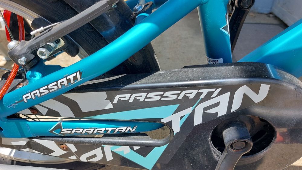 Детско колело с помощни гуми, 16 инча