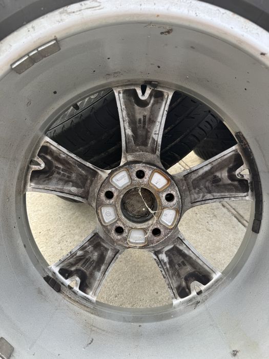 Roti / Jante R19 5x112 concave ET 32 8.5J Audi VW cauciucuri vara 235/55/19 DOT 0420