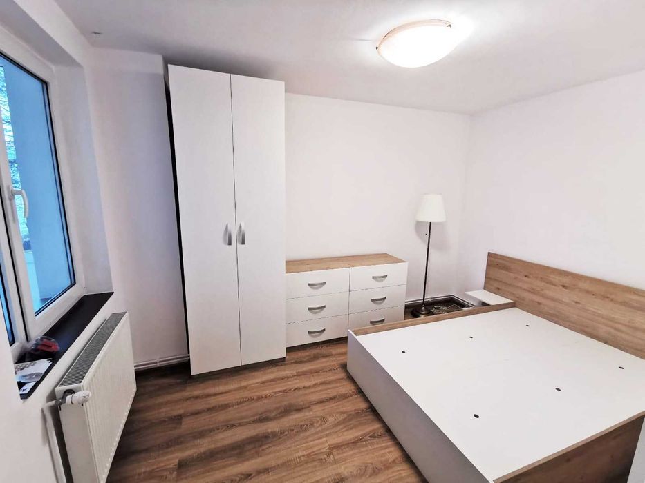 Apartament  zona Centrul Civic pretabil locuinta sau birou