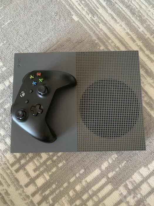 Xbox one S. ichida uyinlari+4 ta disc бонусга