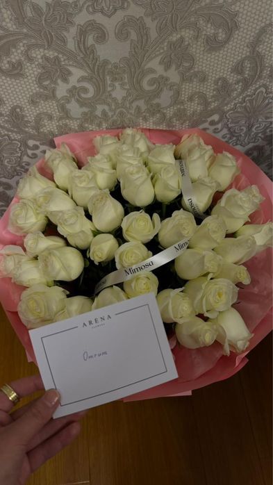 Цветы розы белые 51 шт